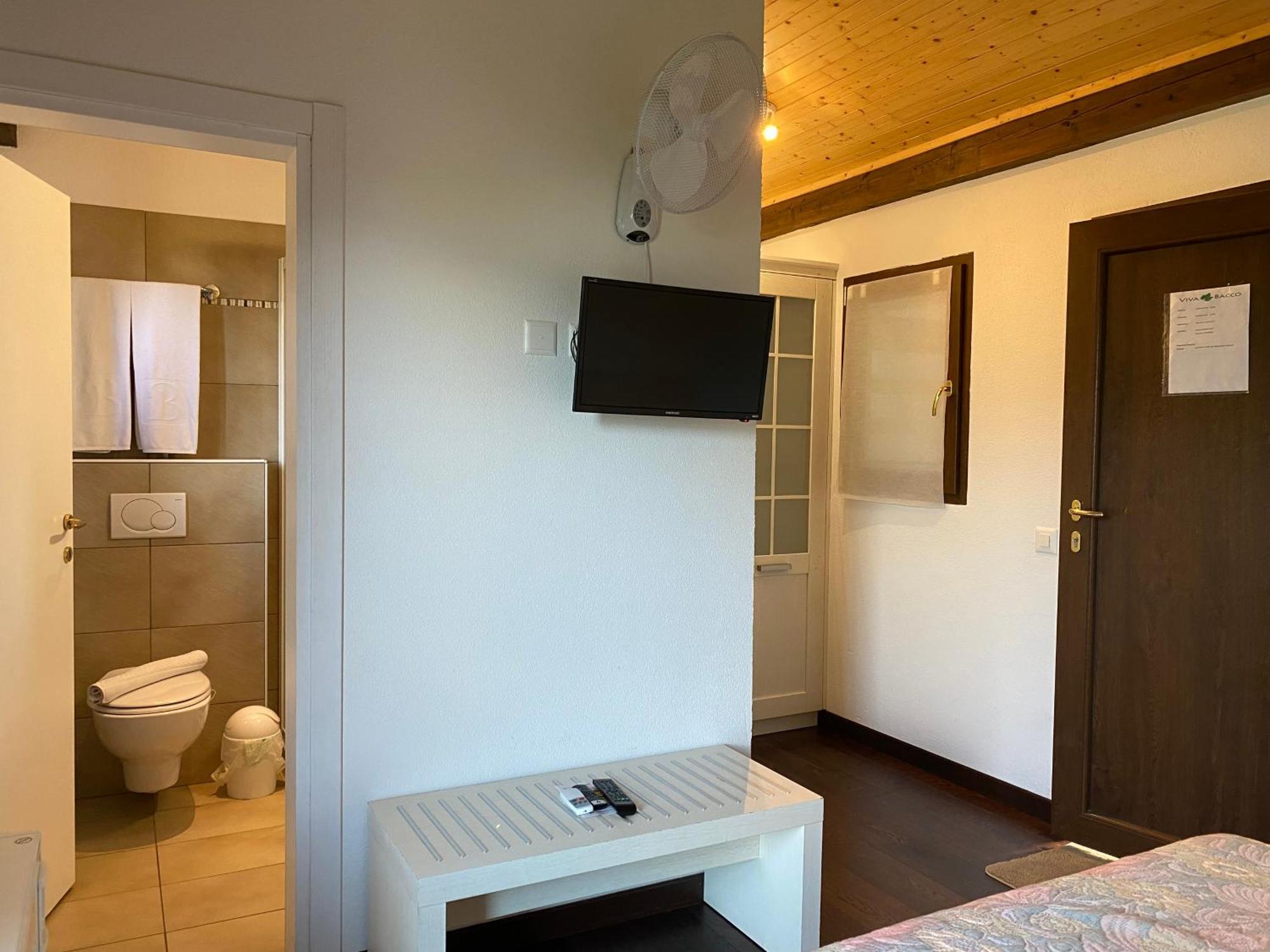 Gambarogno Viva Bacco Bed & Breakfast エクステリア 写真