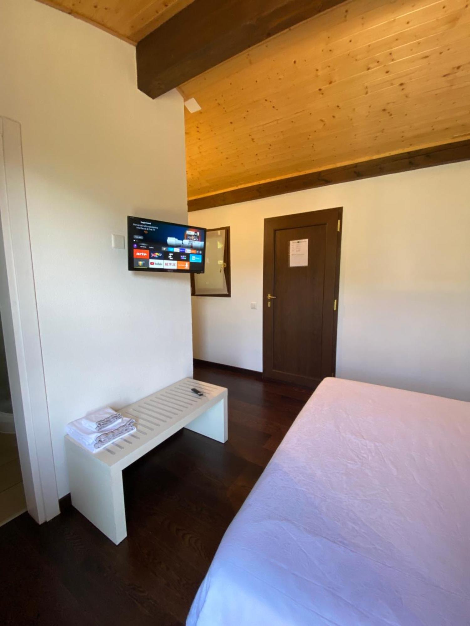 Gambarogno Viva Bacco Bed & Breakfast エクステリア 写真